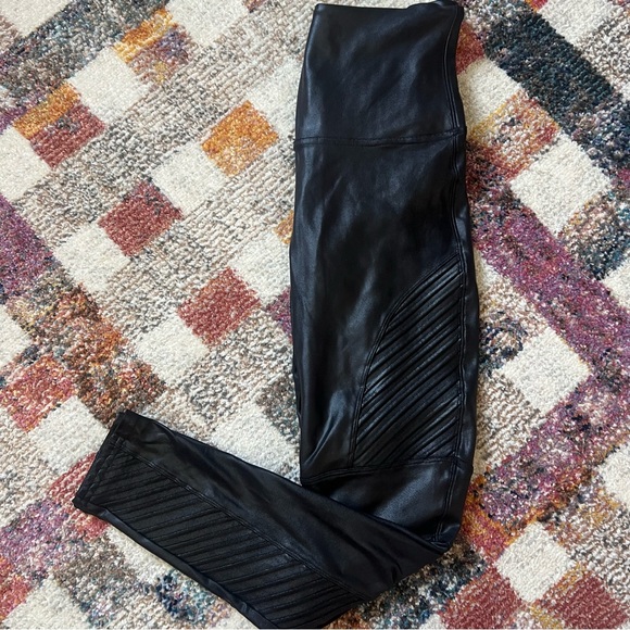 SPANX Moto Faux Leather Leggings Shaping Pants Black Women’s X-Large - Picture 12 of 13